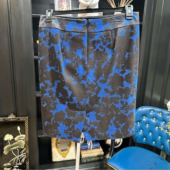 Talbots Blue Floral Wool Mini Skirt Size 10P - Picture 6 of 10